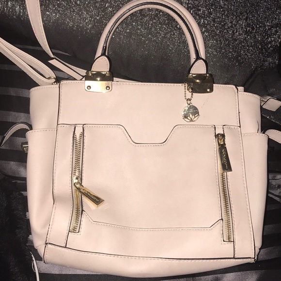 Purses - Picture 2 of 7